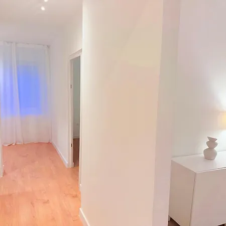 Kalelarga Apartment