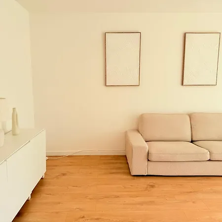 Kalelarga Apartment *
