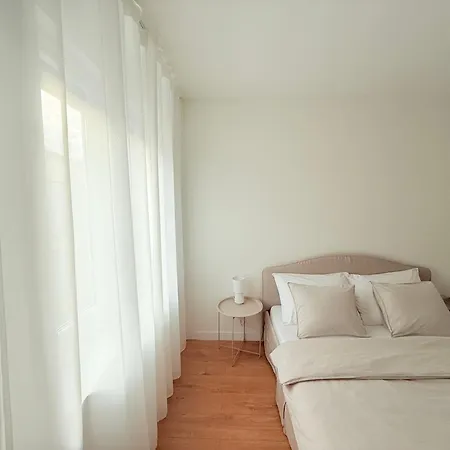 Kalelarga Apartment